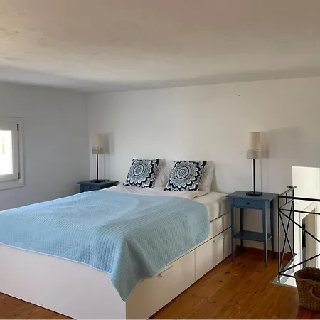 'paraside' Seaside In Delfini Says Netflix *