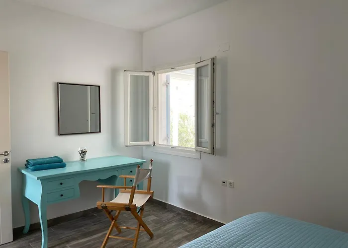 Holiday home 'a Paradise On Earth' Seaside - Says Netflix Kini