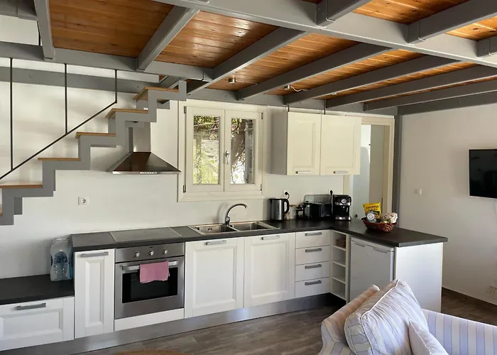 'a Paradise On Earth' Seaside - Says Netflix Holiday home Kini