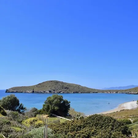 Holiday home 'paraside' Seaside In Delfini Says Netflix Kini